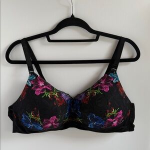 Torrid 44B Floral Bra